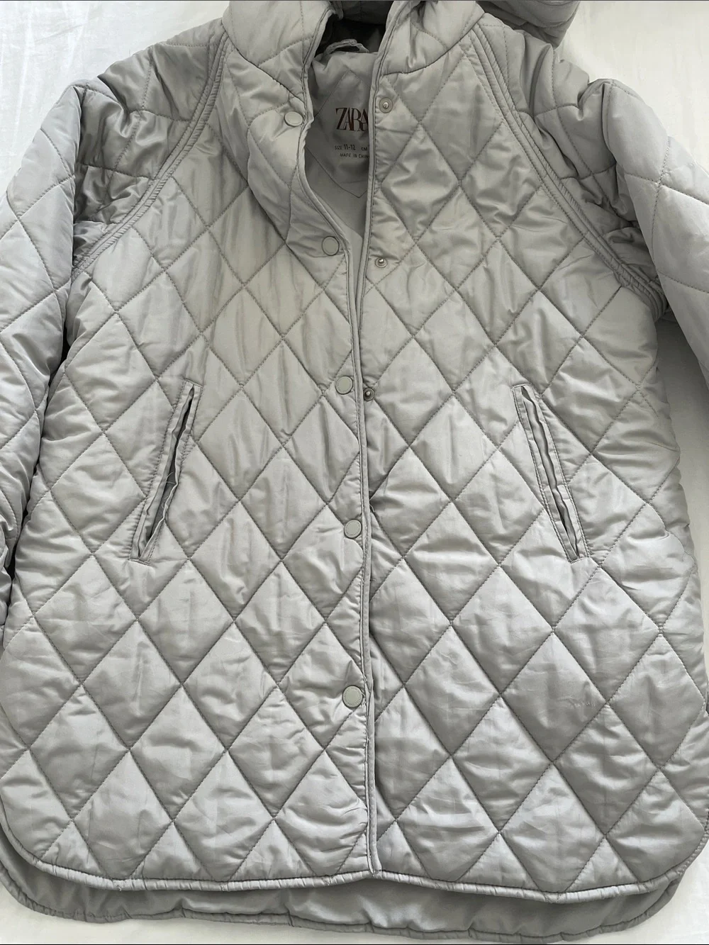 Zara Girls’ Light Grey Quilted Hooded Puff Jacket Size 11-12Y